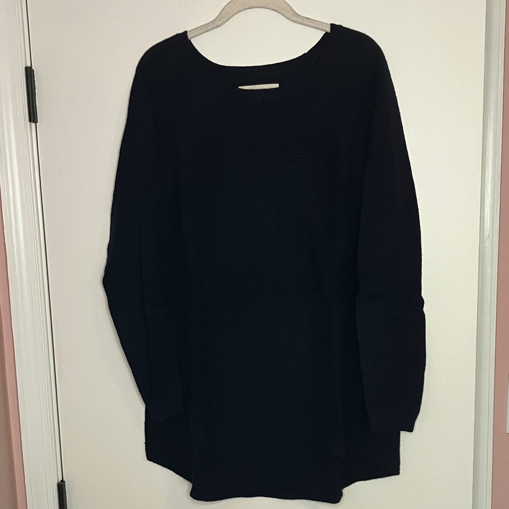 LOFT navy tunic sweater - Picture 2 of 10